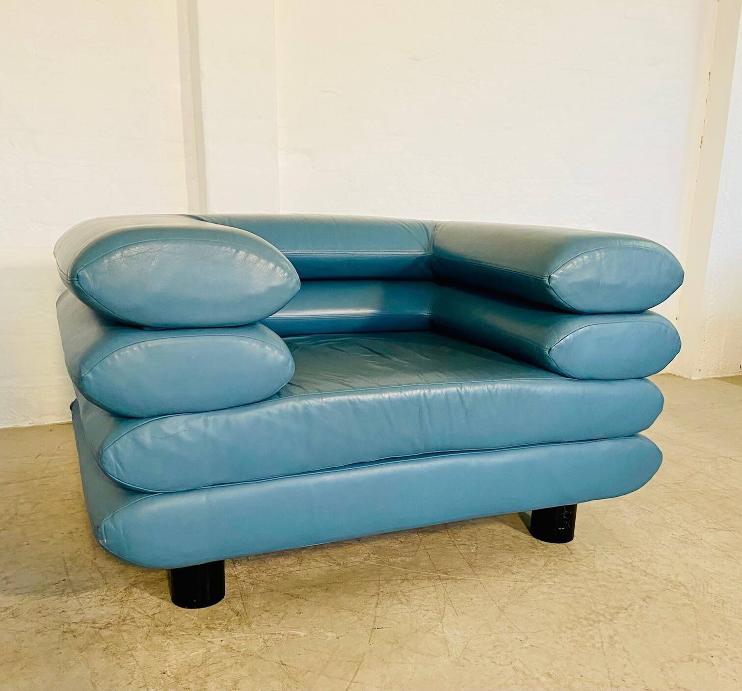Chaise lounge suédoise vintage rétro en cuir turquoise