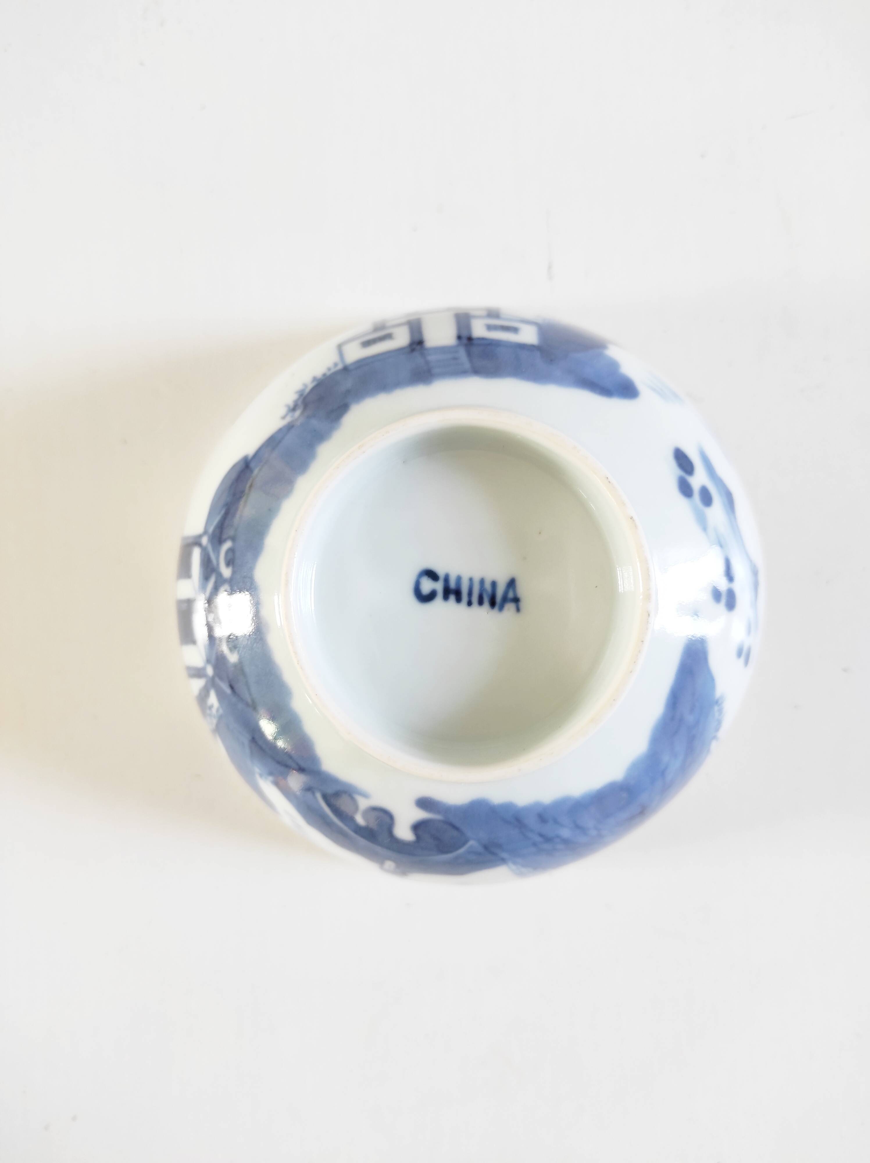 Hand-painted Chinese porcelain bowl