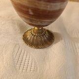Egg table ashtray