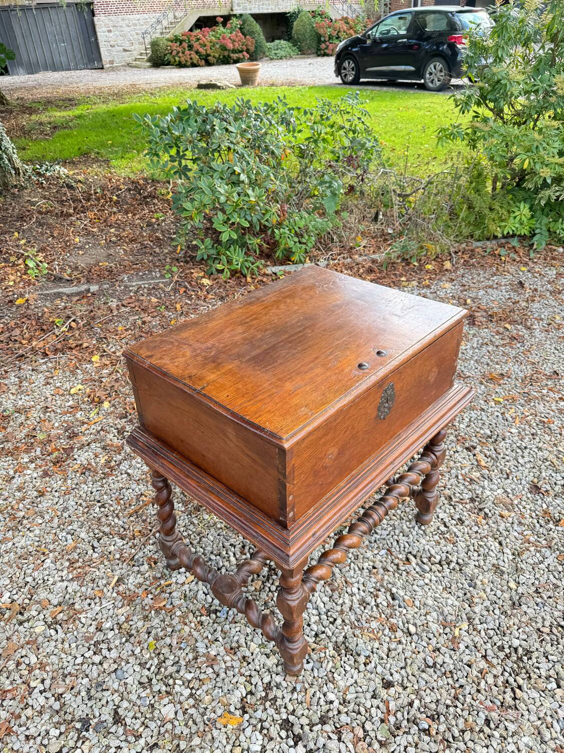 Wedding Chest and its Twisted Base in Oak 17th Century