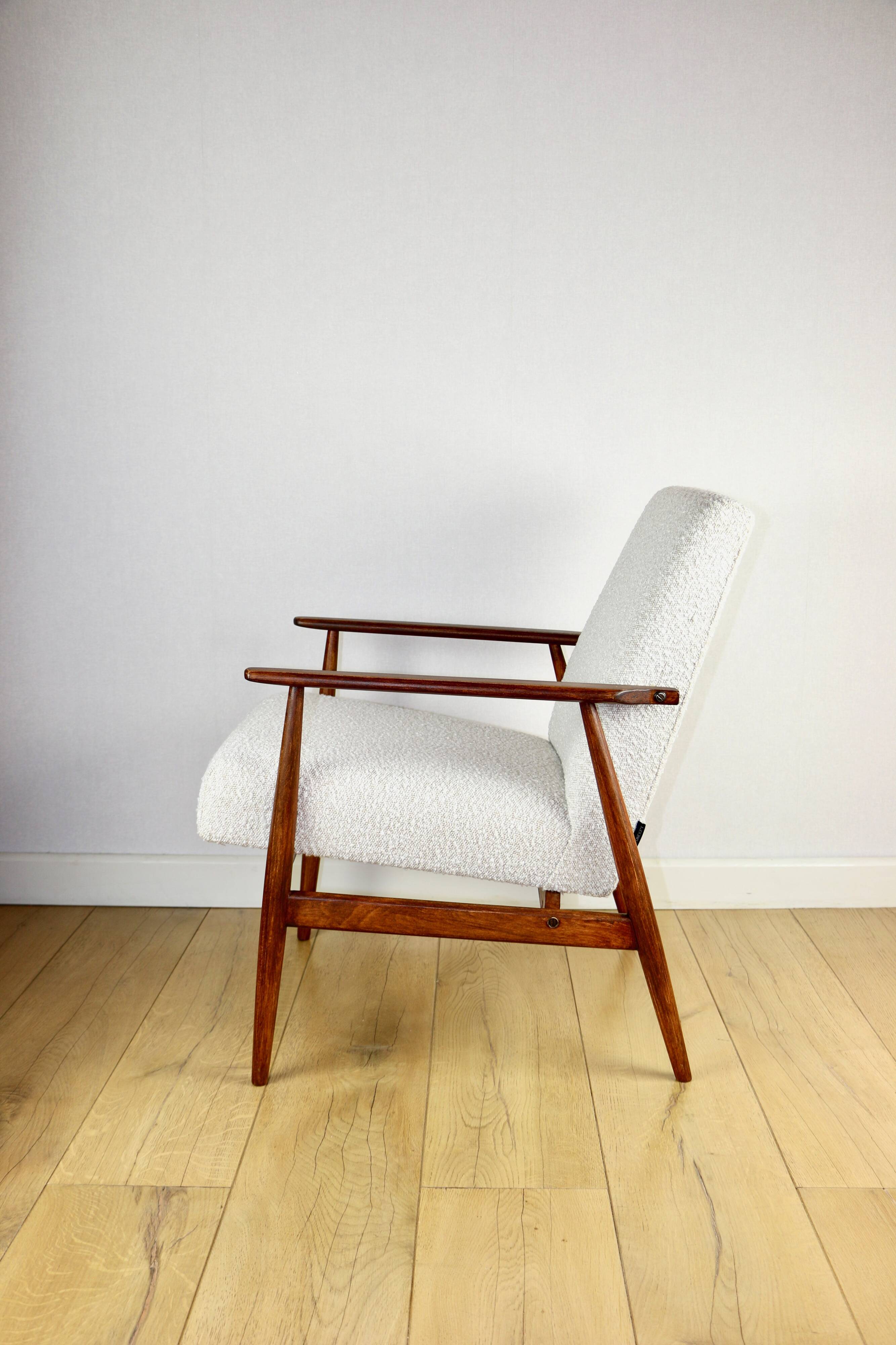 Armchair 'Lis', 1970s, white boucle, design by Henryk Lis - dark wood - 2 pieces available