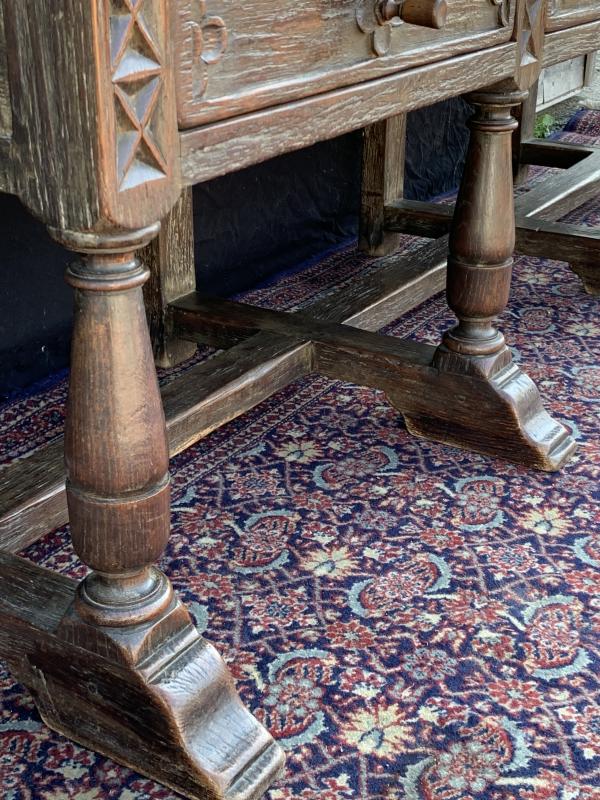 Buffet cabinet Renaissance Spanish Period XIX 18th