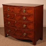 Bombé commode in mahogany from the early 19th century.