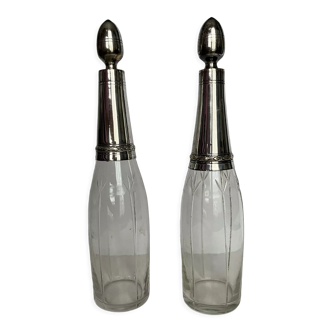 Pair of glass vials