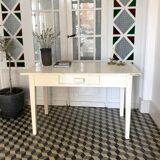 Old white wooden table