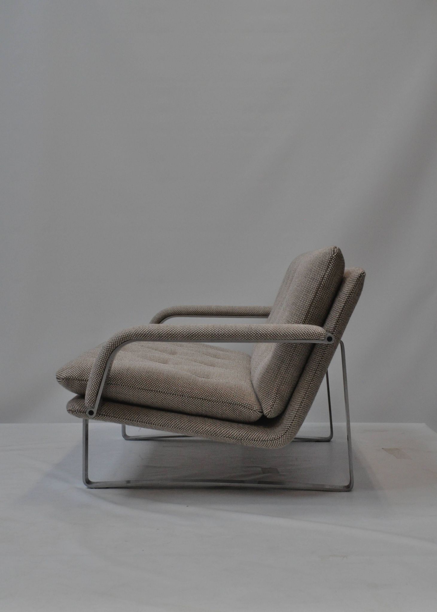 Two-seater sofa Artifort C647 by Kho Liang Ie – fully restored