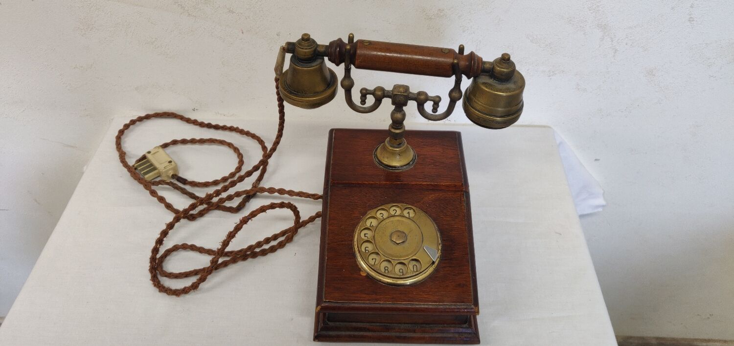 Old phone telcer italy
