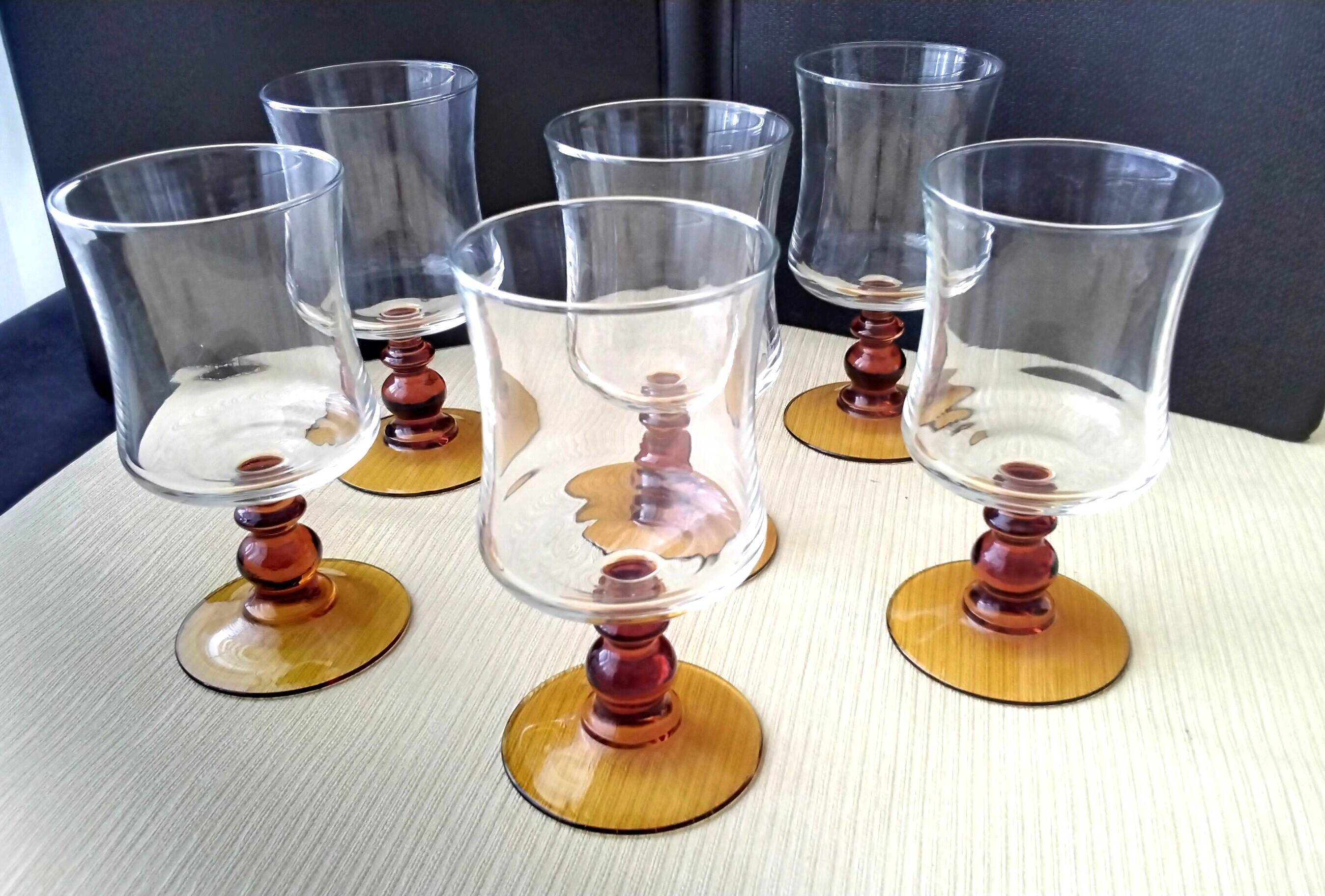 6 water glasses or large wine glasses Luminarc Model "Antique"