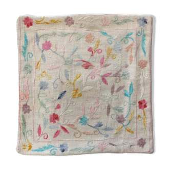Coussin brode à la main 50 x 50 cm