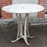 Old garden round table
