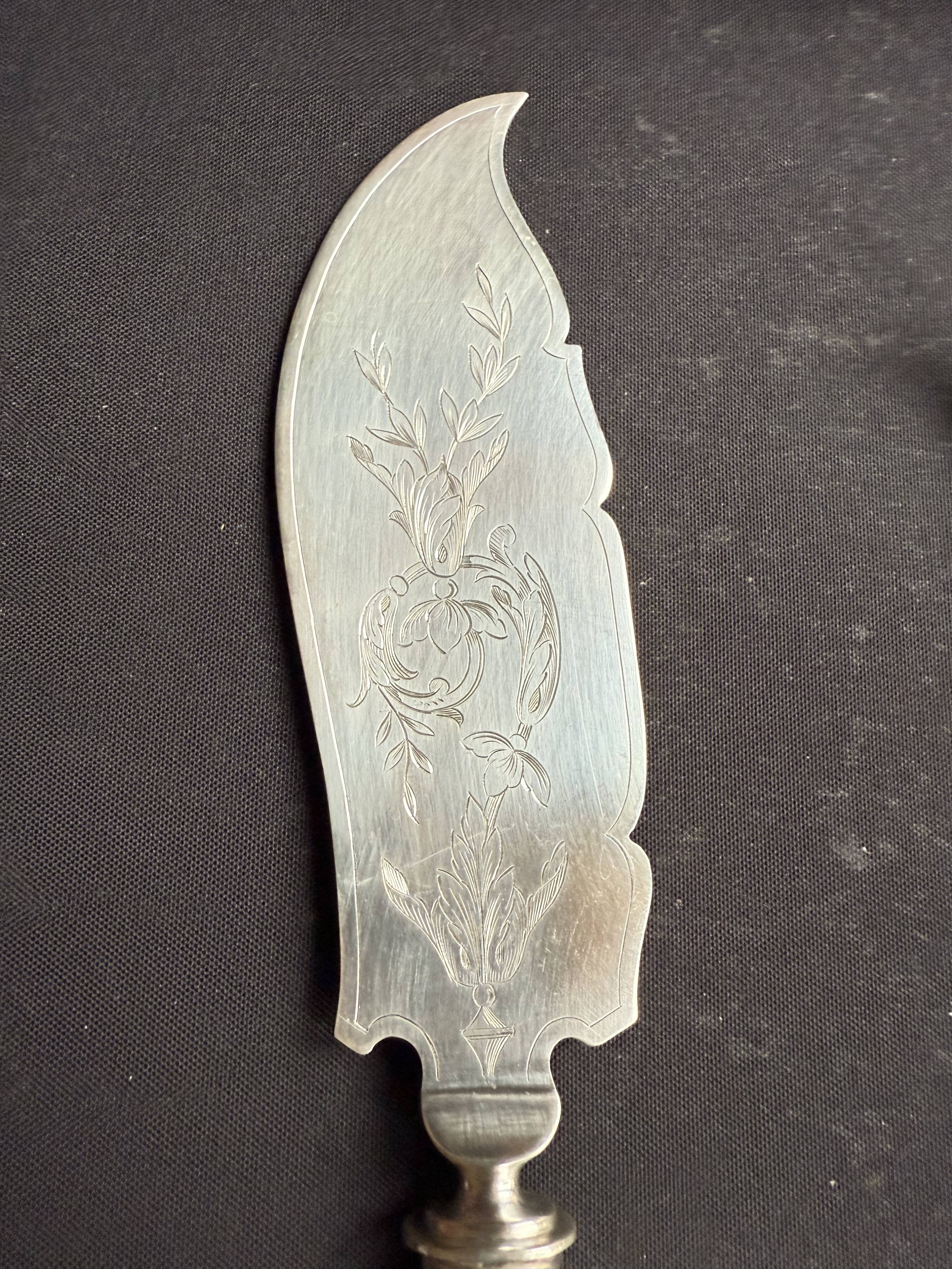 Fish serving cutlery – Silver – Société du Louvre