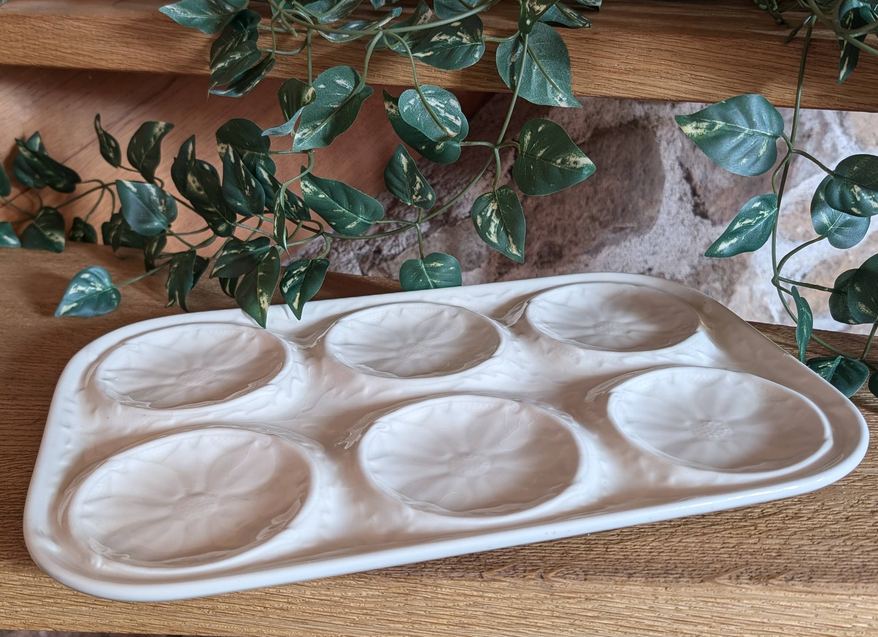 Service white artichokes Gien