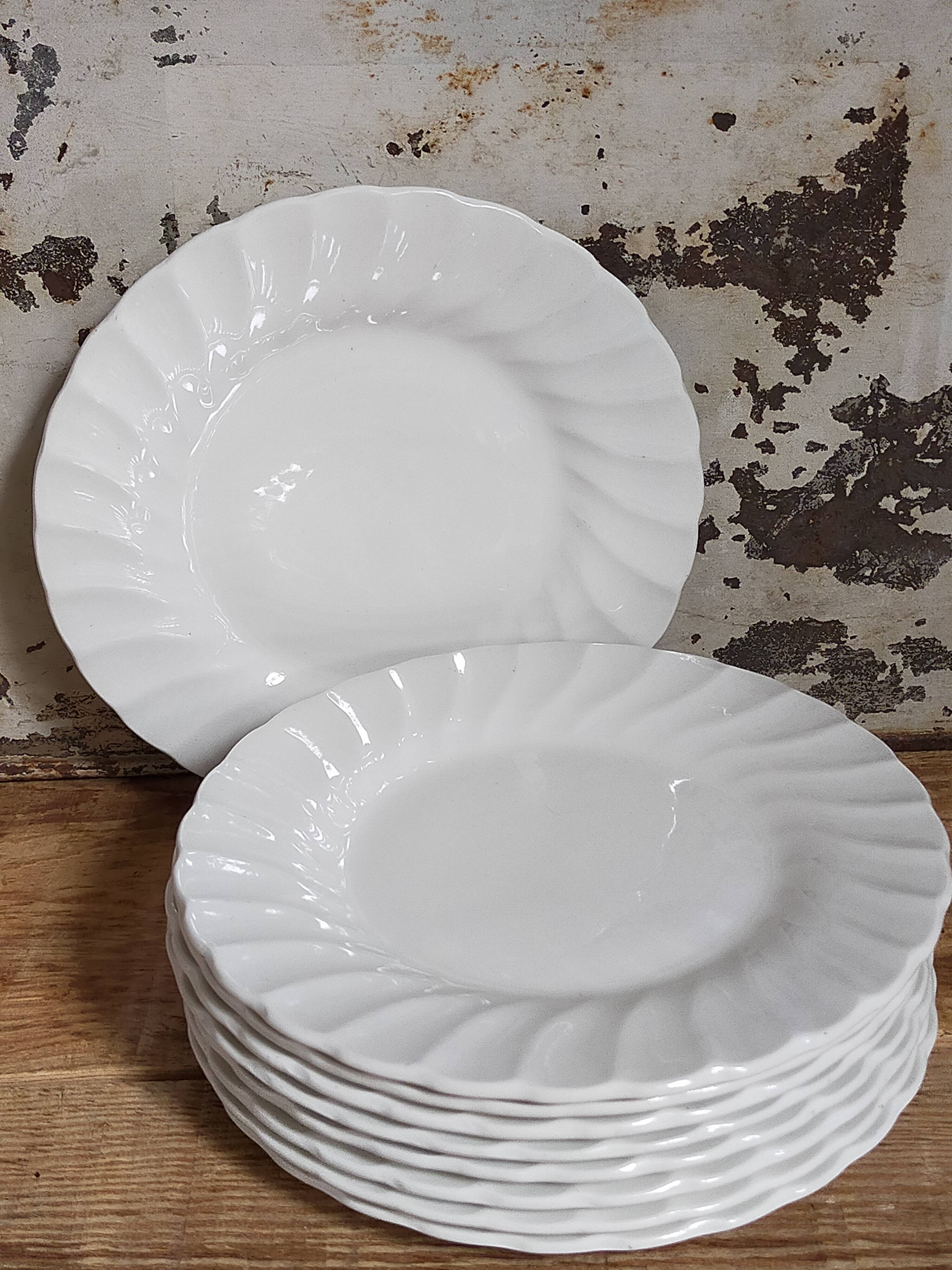 Nine fine English porcelain sweet plates