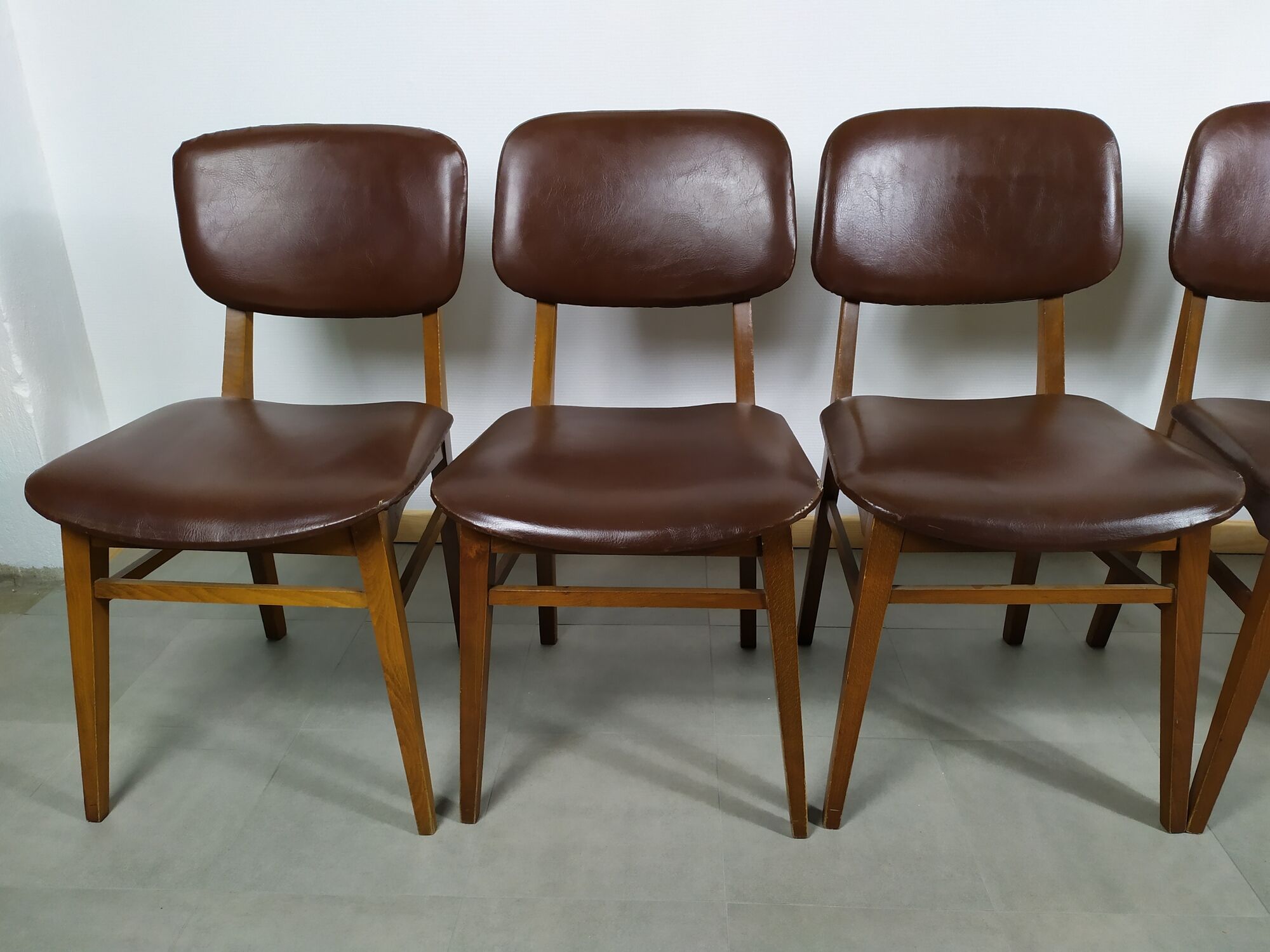 Suite de 6 chaise bois skaï marron brus vintage année 50 - 60