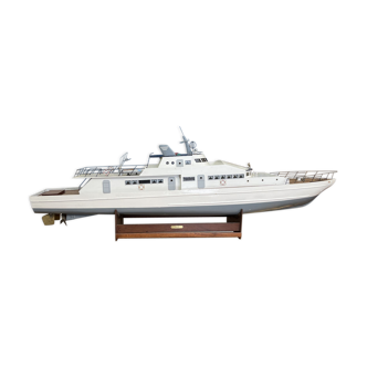 Maquette de bateau navigante d'1m87 - années 50