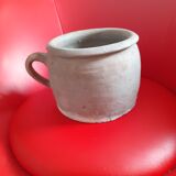 Sandstone pot with handle