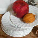 Neuf assiettes à mignardises en porcelaine fine Anglaises