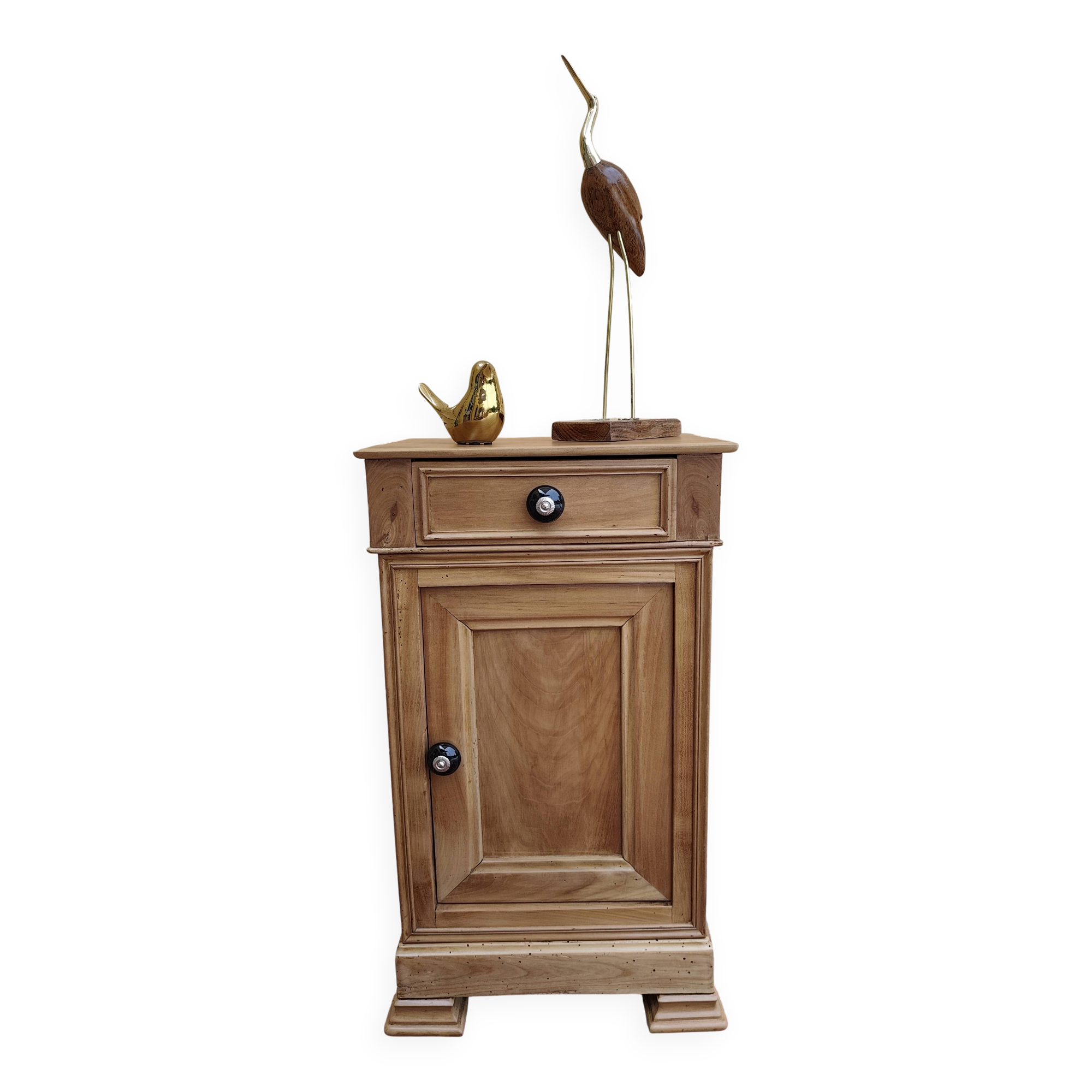 Coucou side table
