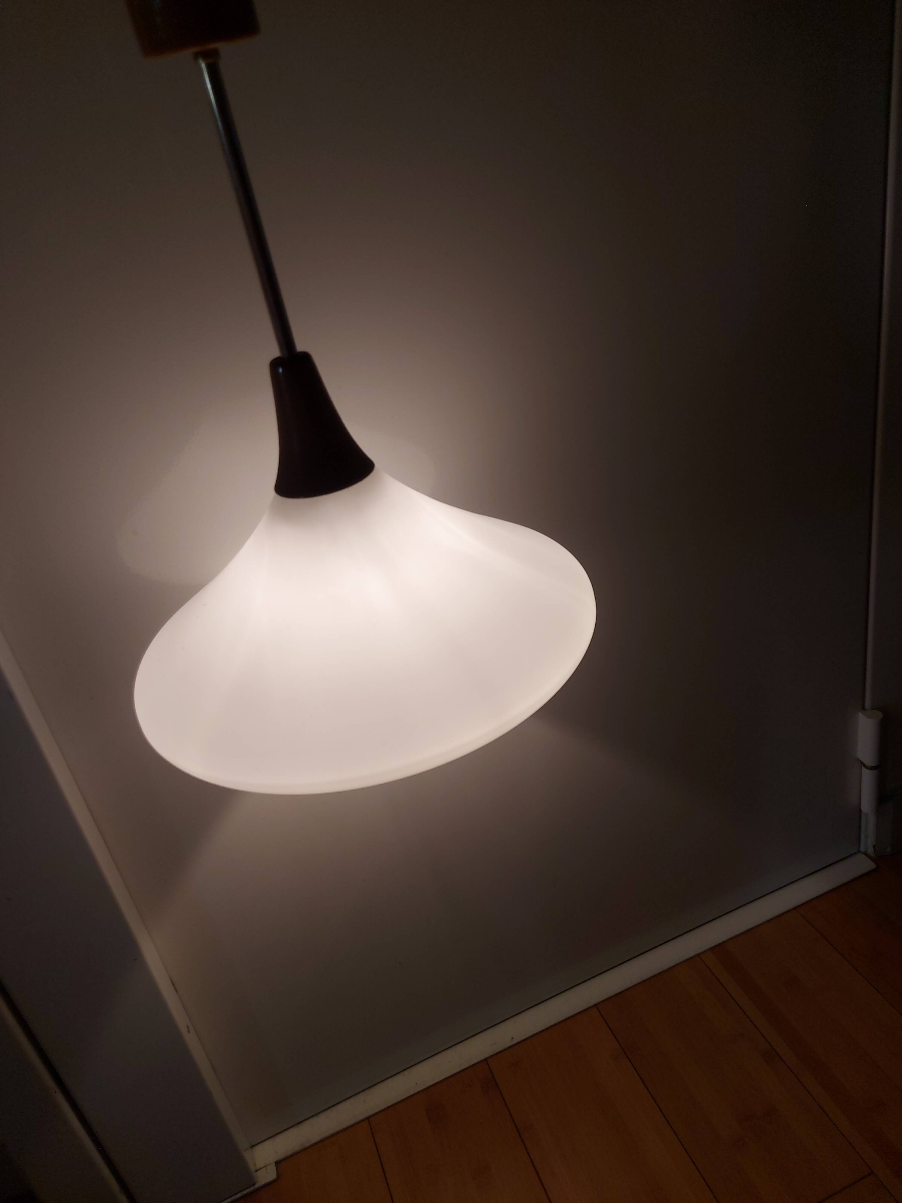 Scandinavian hanging