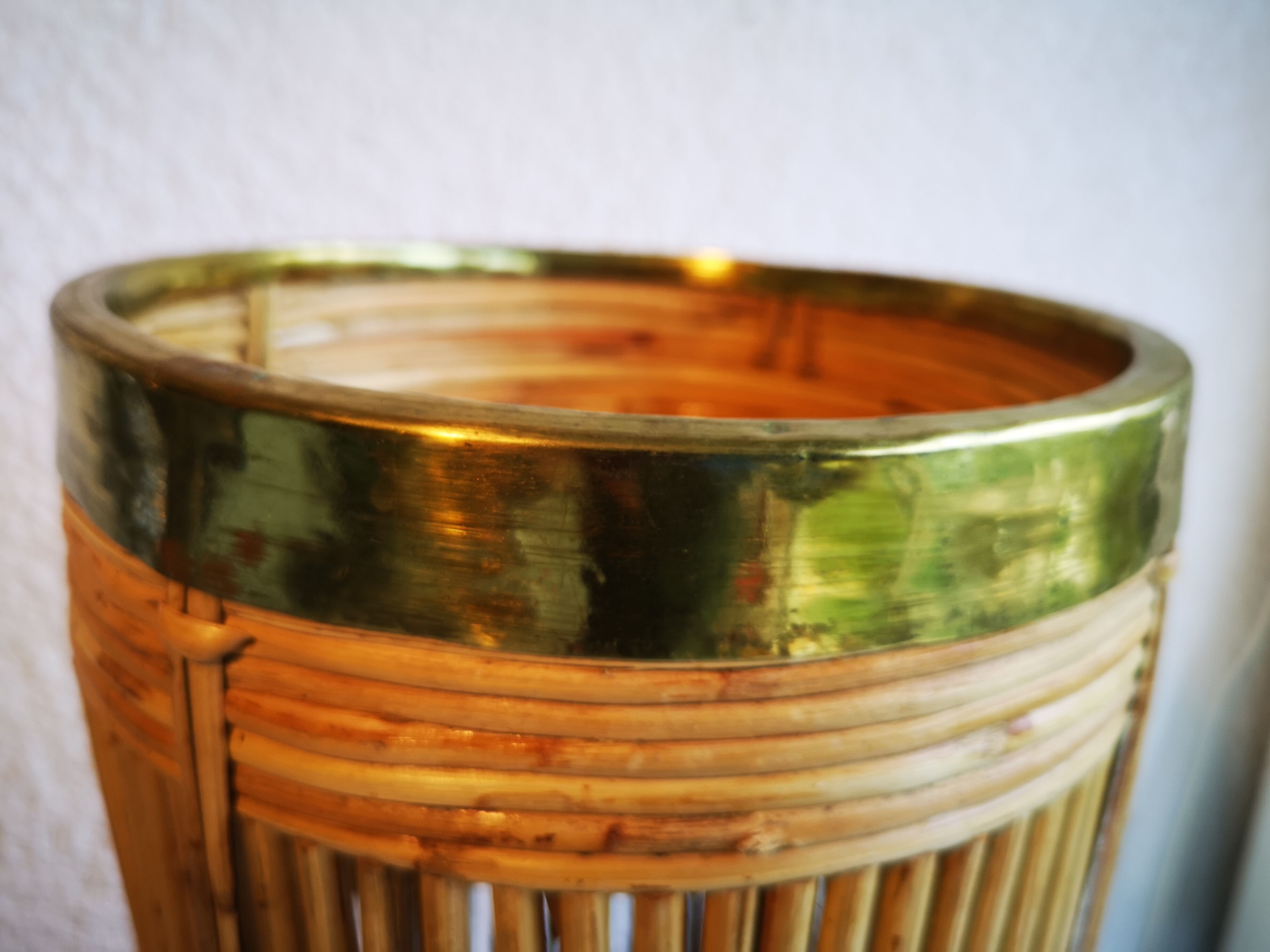 Rattan umbrella holder