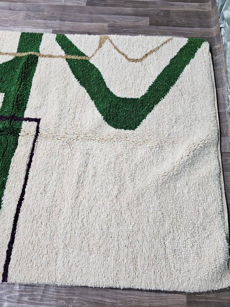 Traditional handmade Moroccan Atlas rug size 150 x 250 cm.