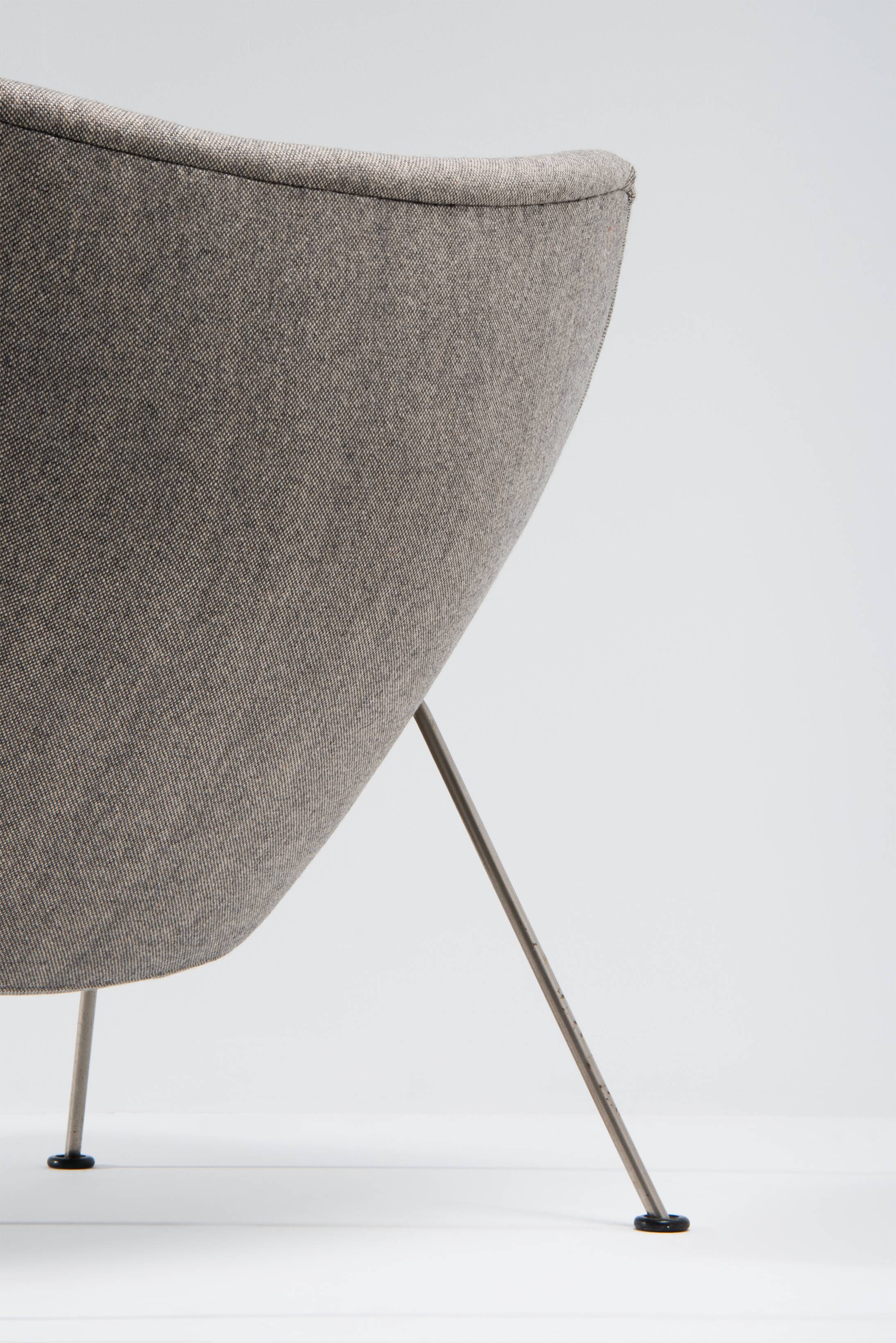 Oyster chair with Ottoman - Pierre Paulin