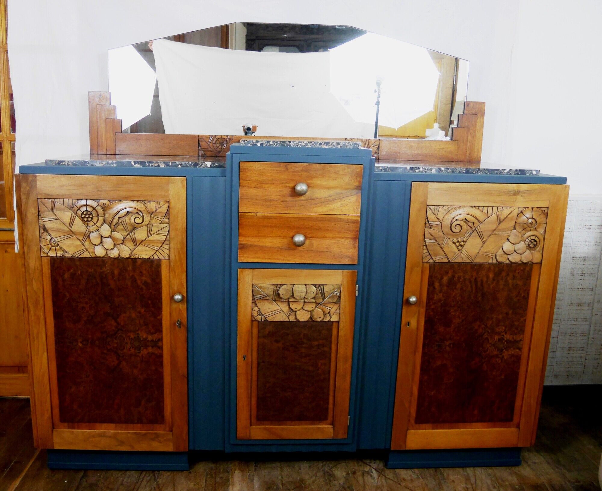 Sideboard Enfilade mirror Art Deco with floral motifs marble top