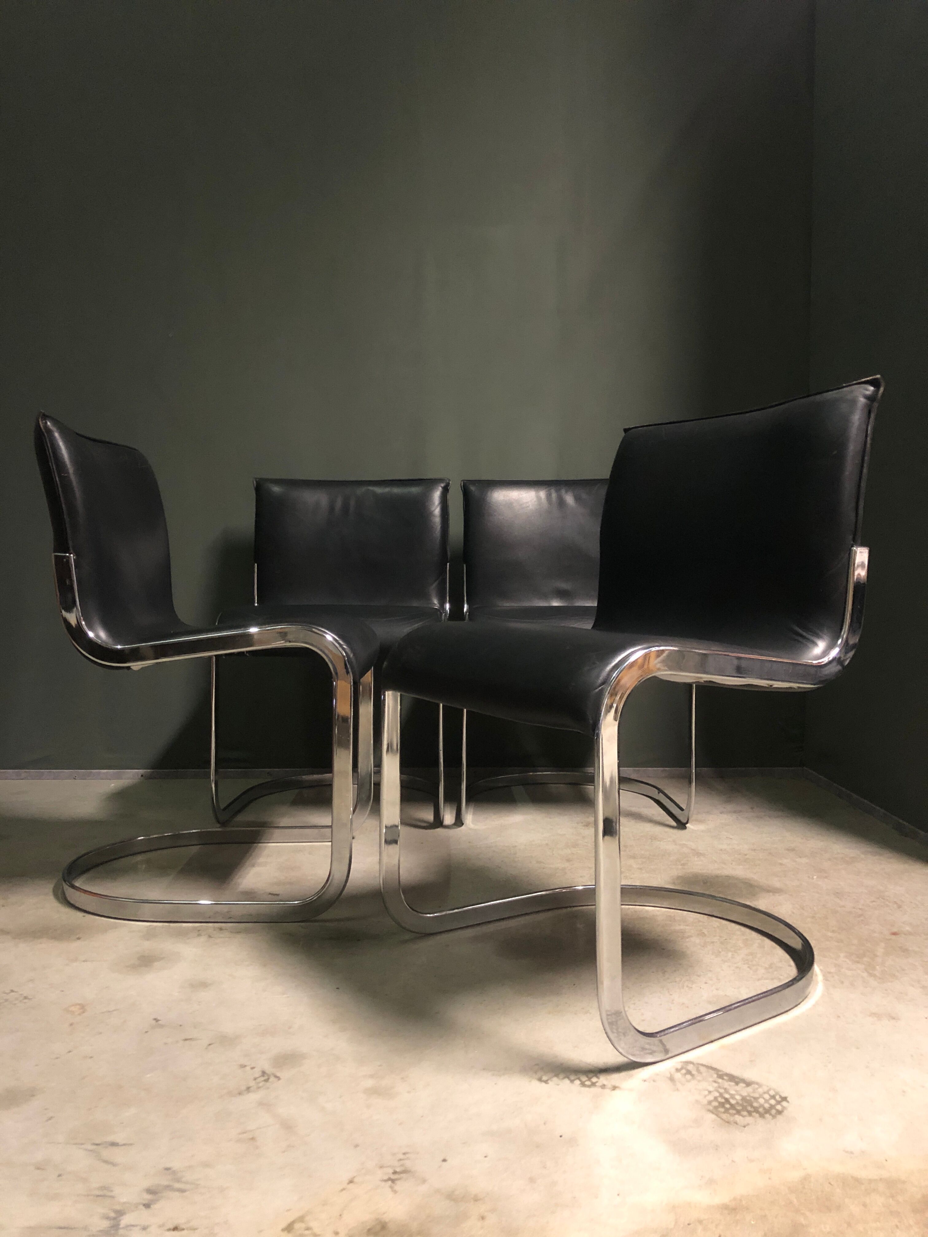 4 dining chairs 1980