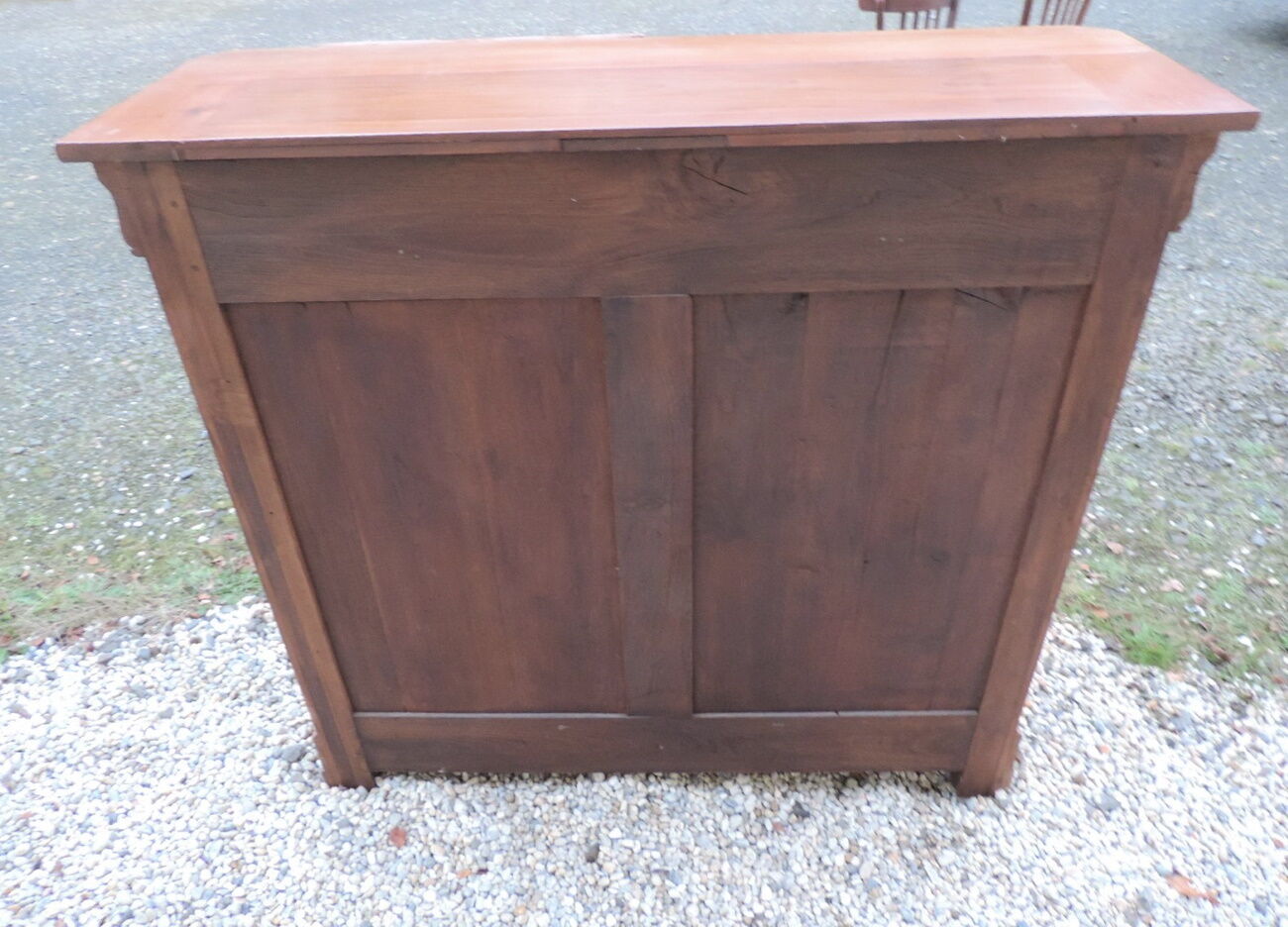 Buffet in 20th century cherry