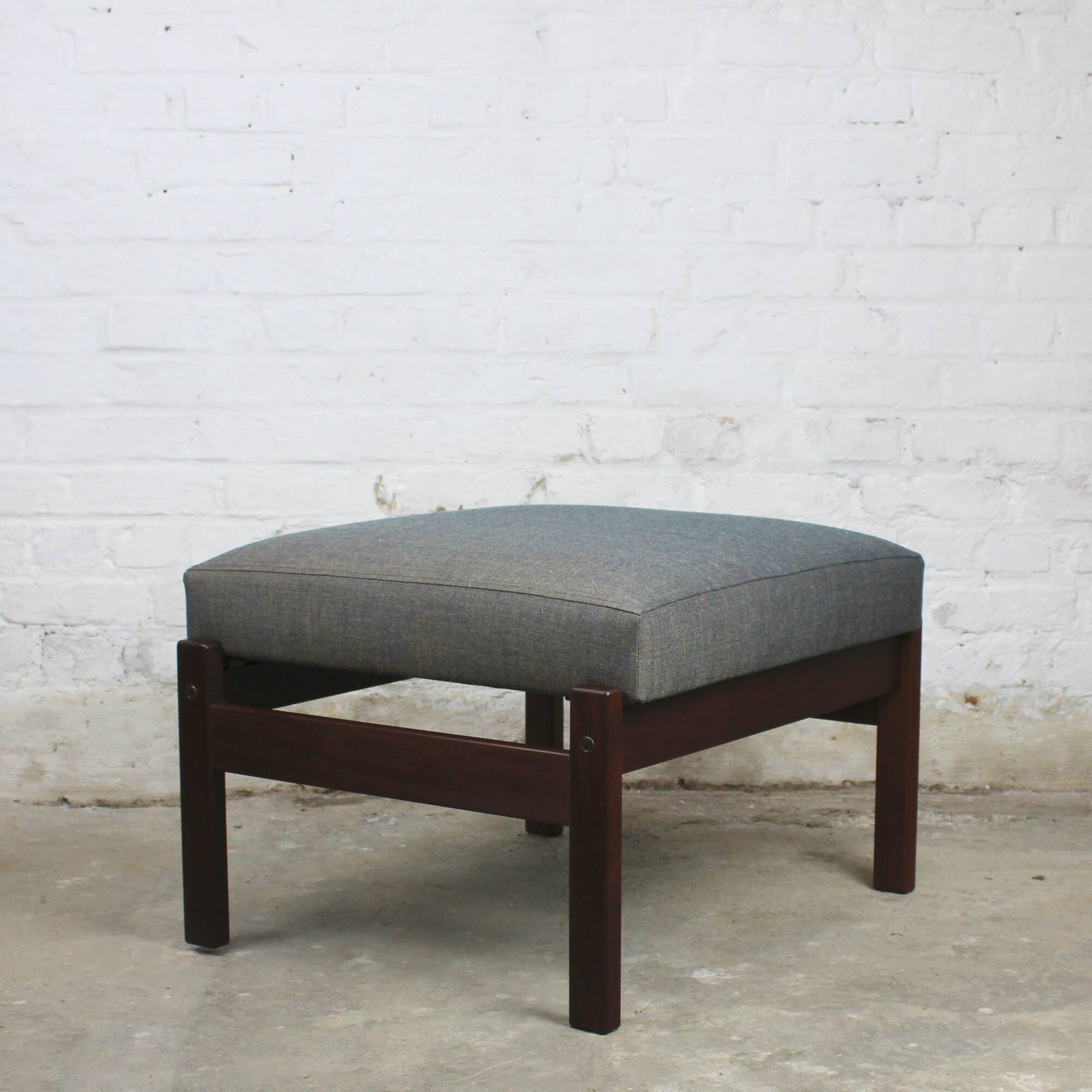 Vintage Scandinavian Pastoe "FU04" Footstool - Ottoman by Yngve Ekström