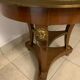 Empire-style tripode healing in mahogany top of marble gallery