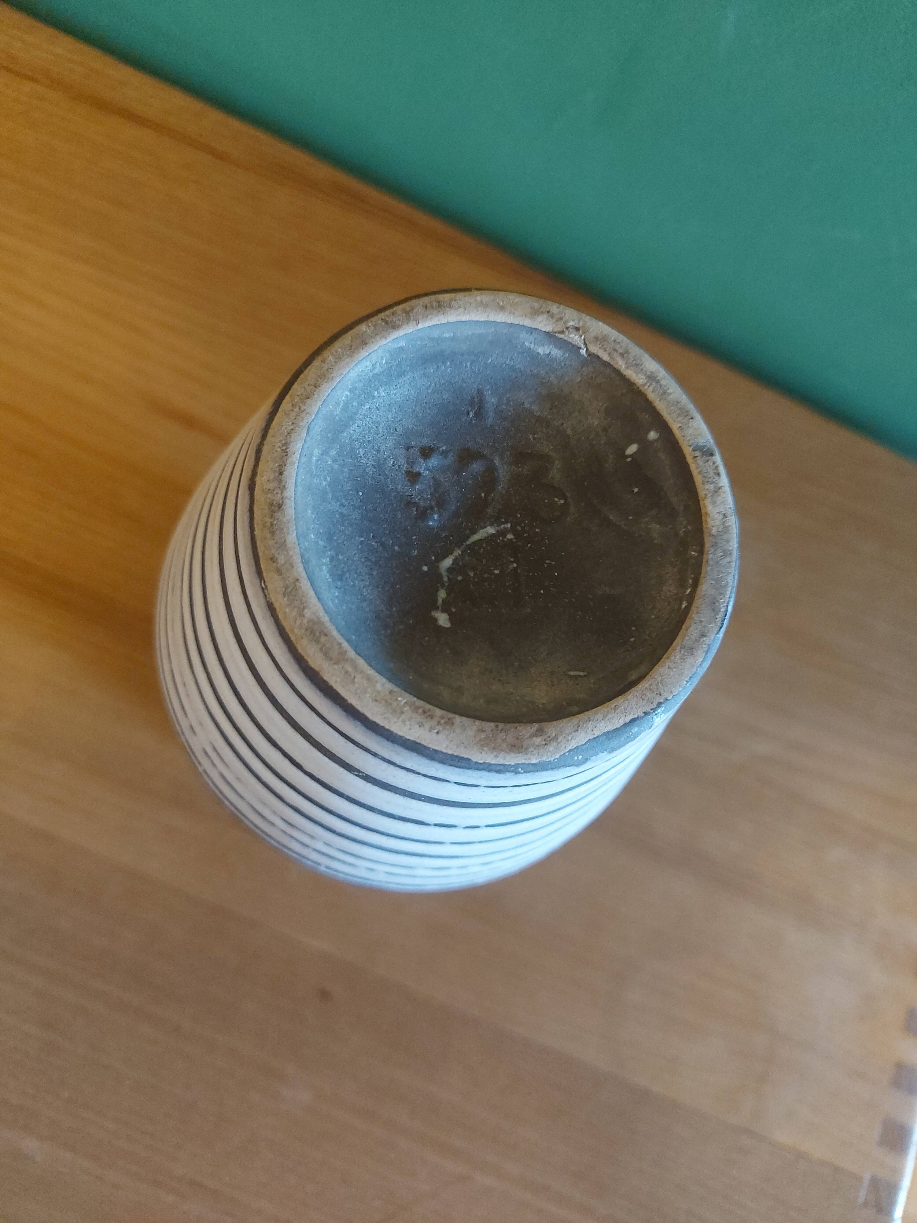 Ceramic vase