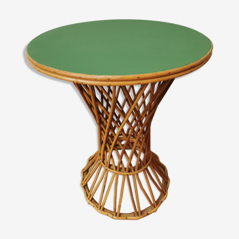 Table en rotin verte