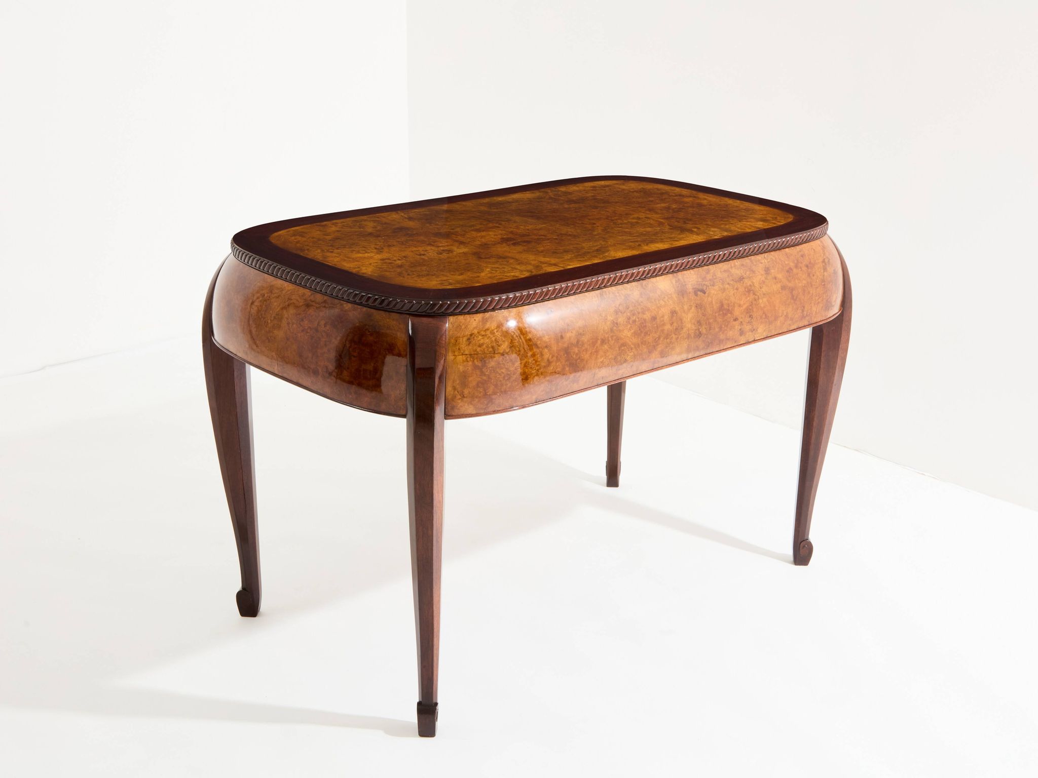 Süe & Mare desk in amboyna burl and rosewood 1921