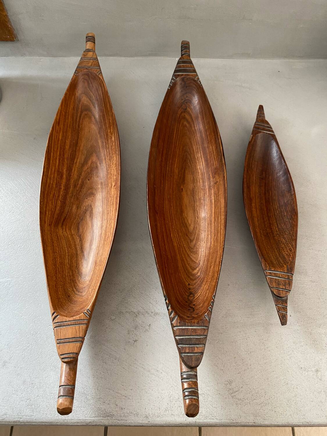 Set of 3 wooden canoes