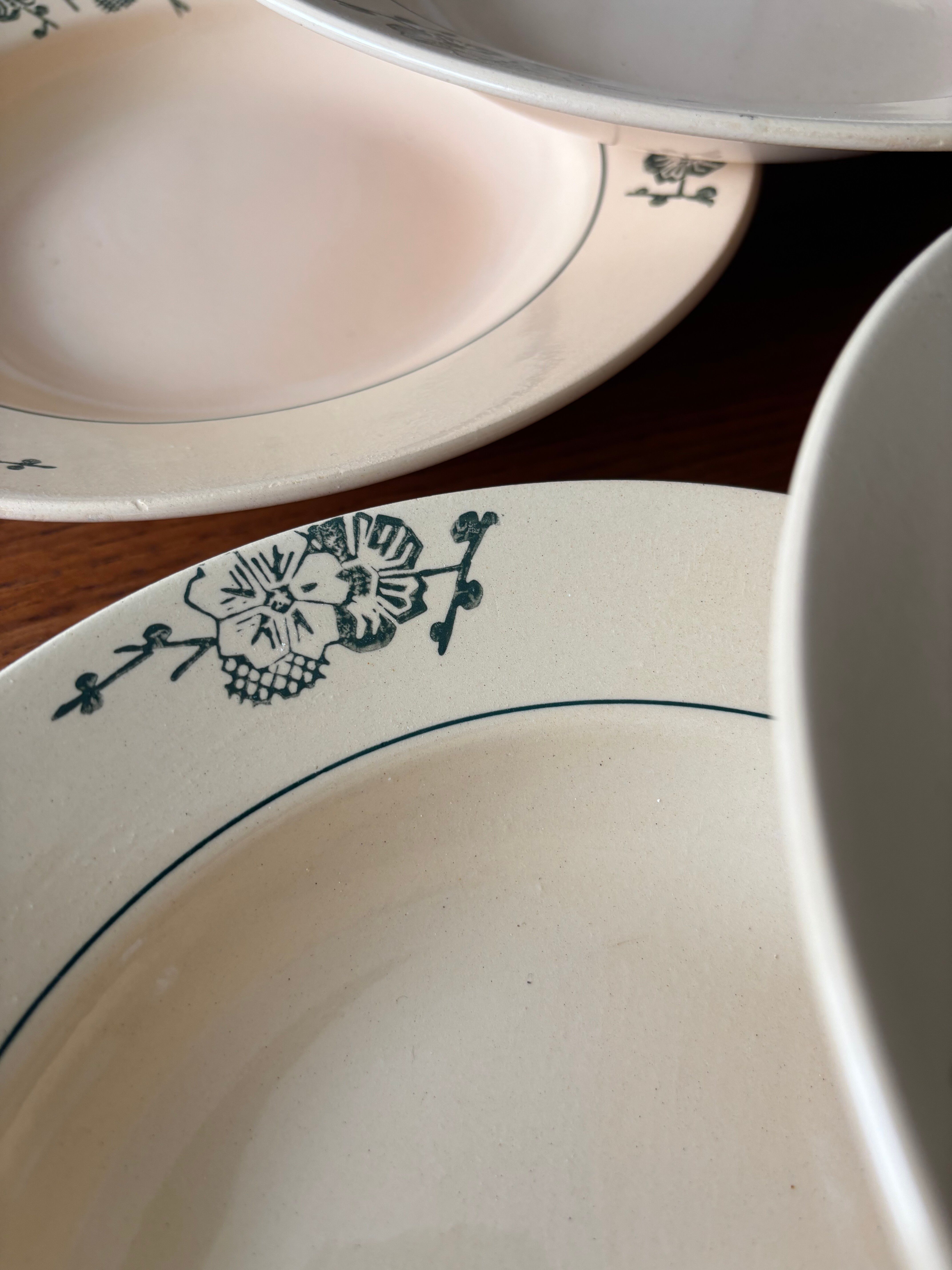 Set of 6 vintage green flowered deep plates from Saint Amand – Tableware