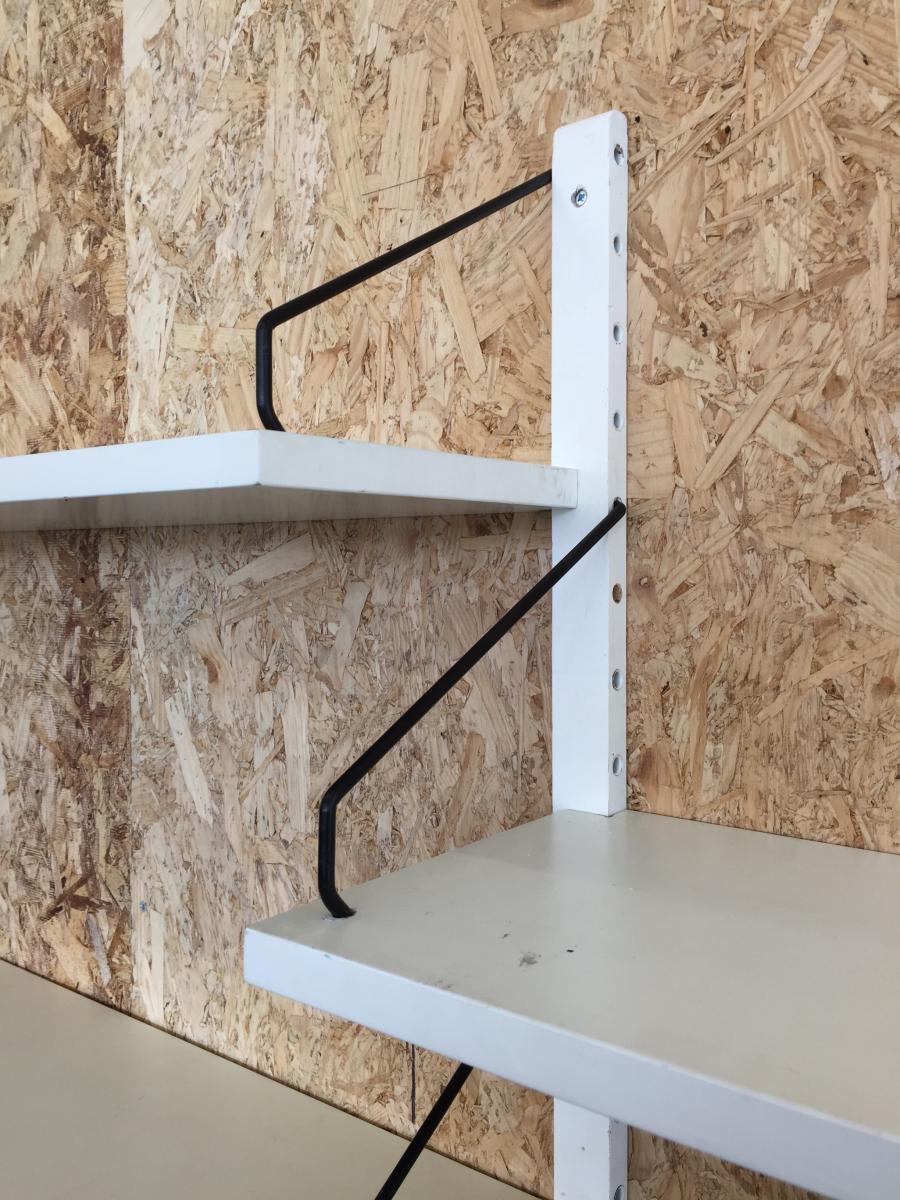 White Wall shelves system by Poul Cadovius Royal System for