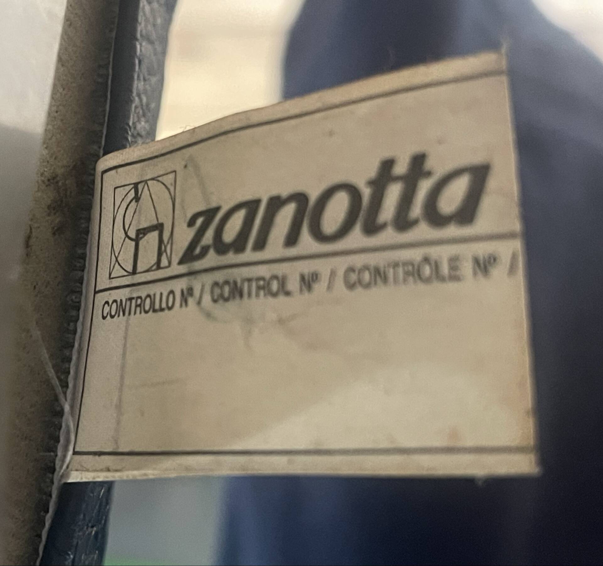 Zanotta Niccola Armchair - Andrea Branzi - Blue Leather