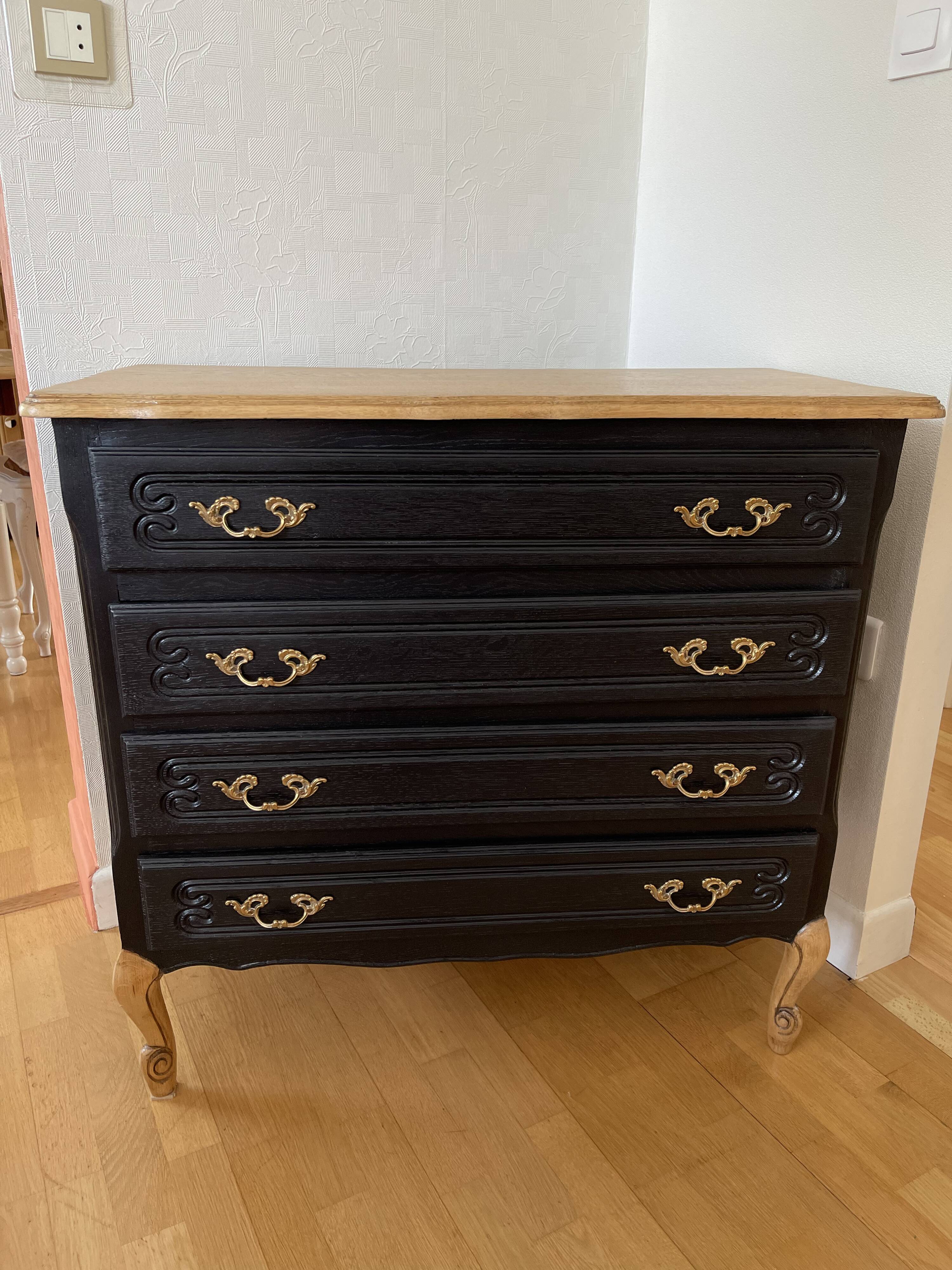 commode noire