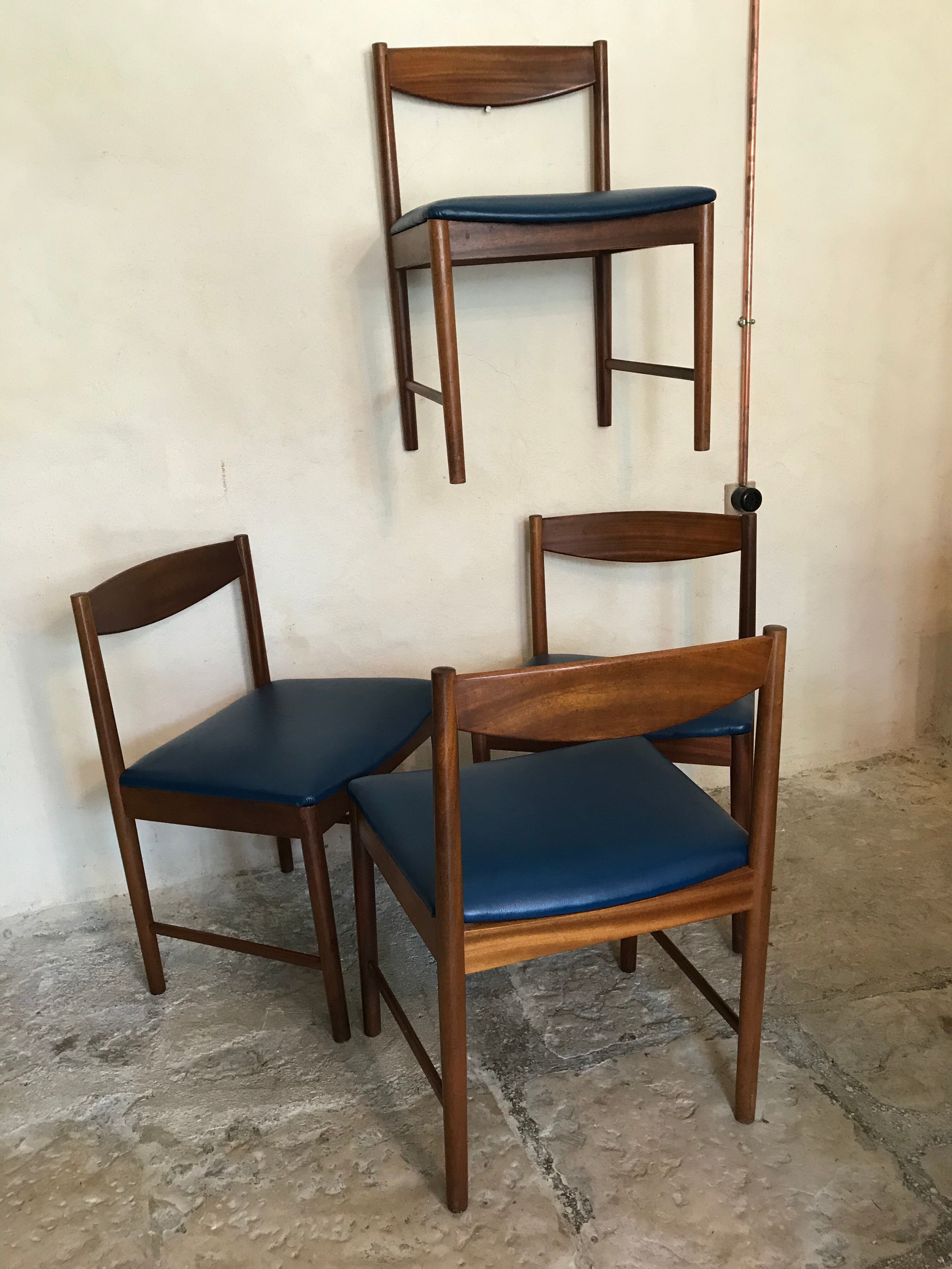 Lot de 4 chaises scandinaves teck 1960’s