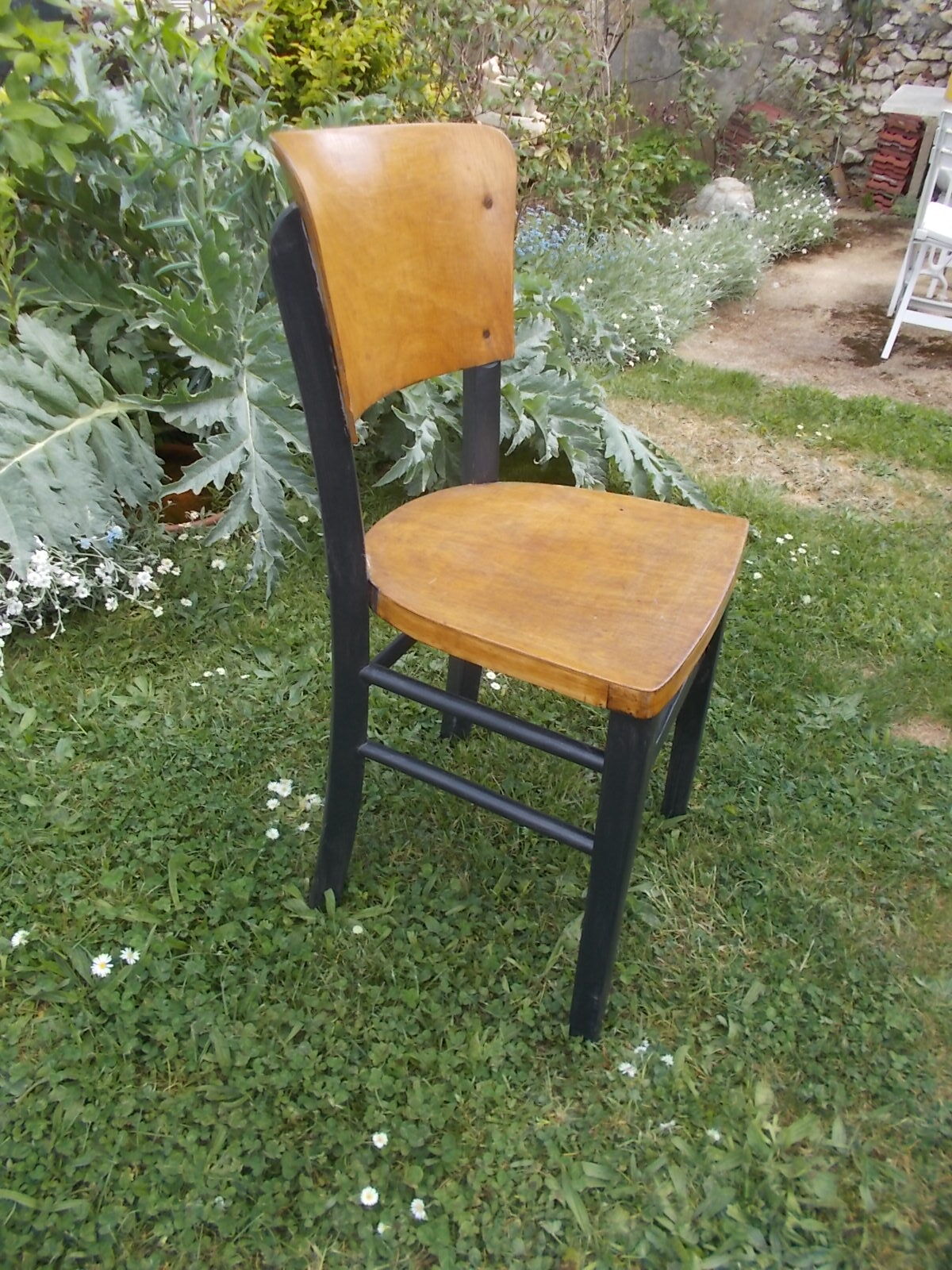 Bistro chair