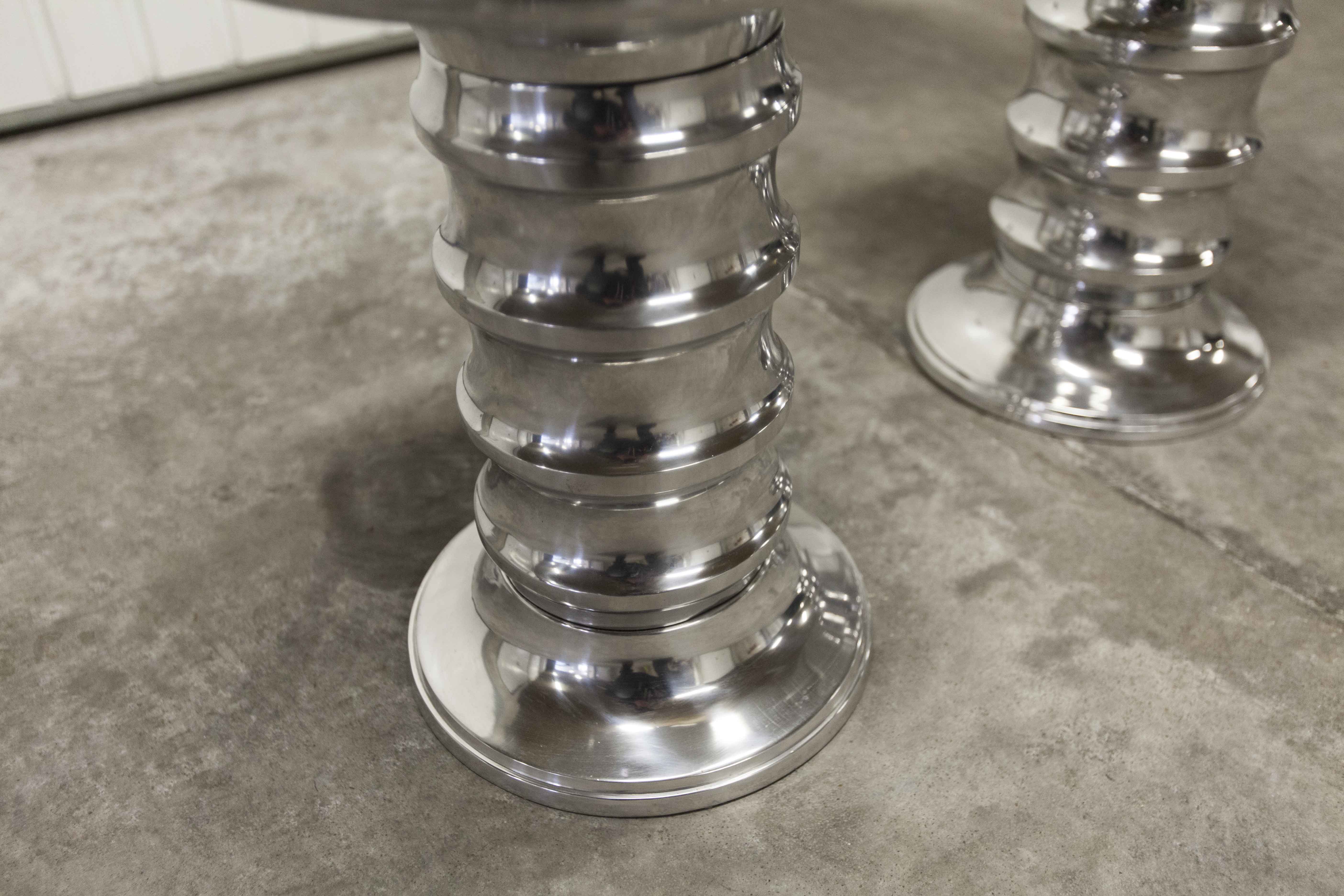 Paire de tabourets aluminium chromé Eichholtz 2000