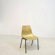 Chaise vintage empilable moulée de Hiller Allemagne