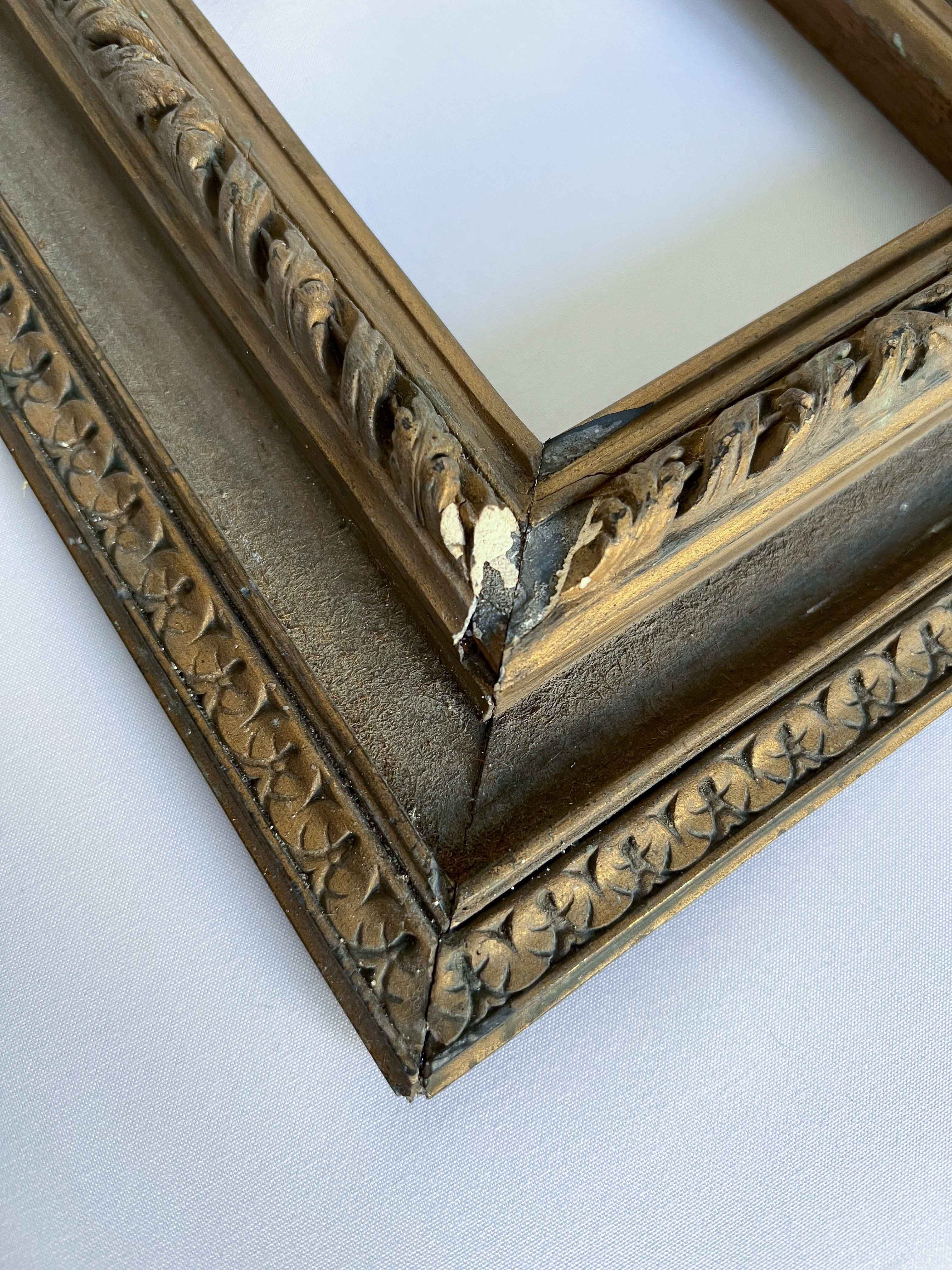 Frame with engravings