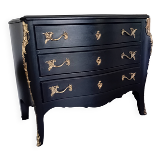Louis XV style curved chest of drawers