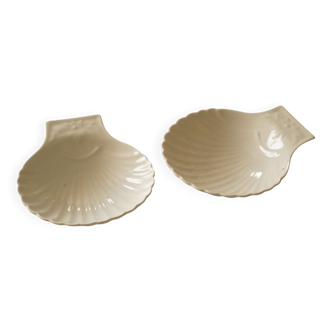 Set of 2 white porcelain scallop shell bowls, Apilco France
