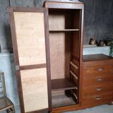 Asymmetrical wardrobe