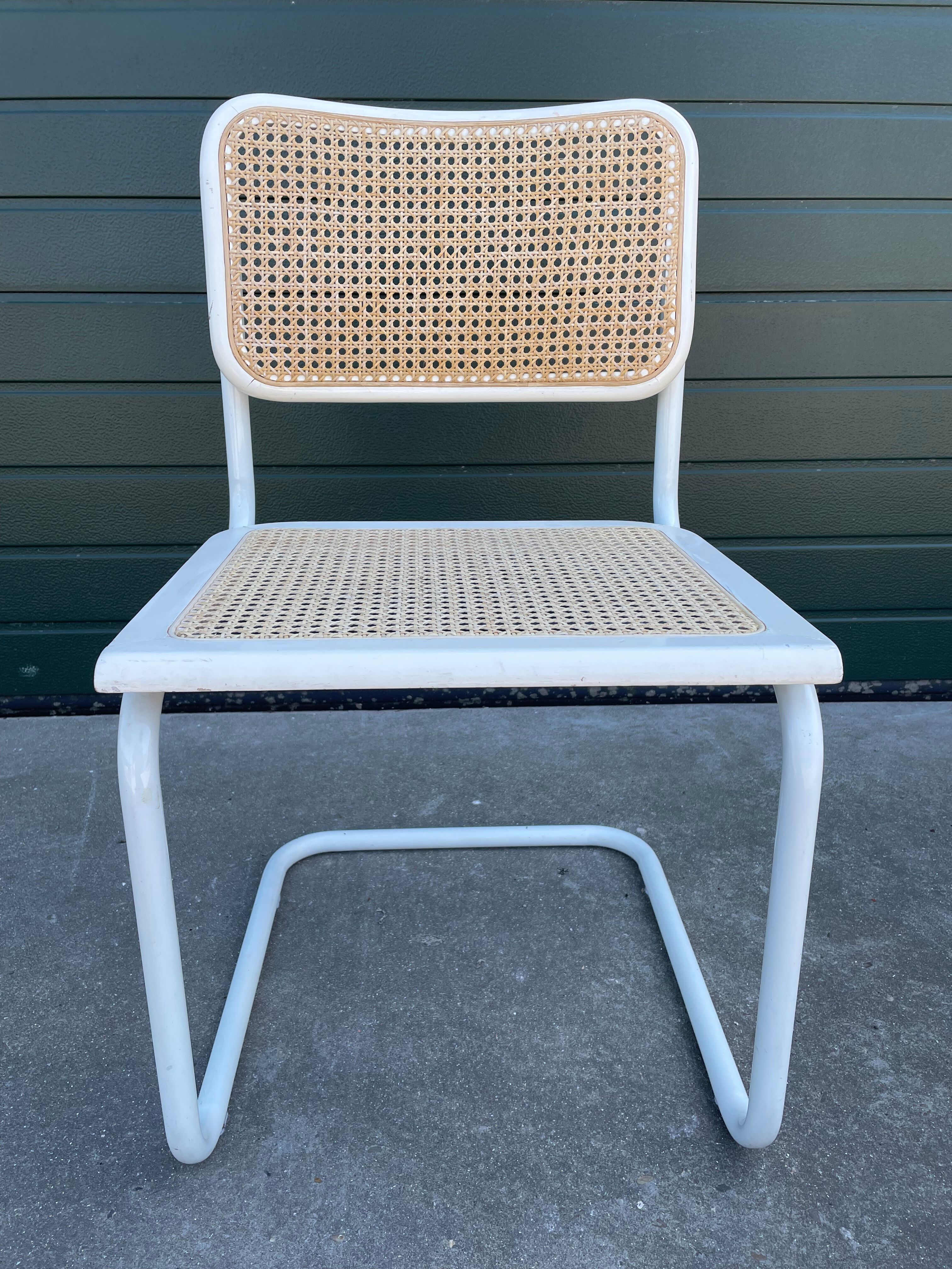 Cesca design chair b32 model in white