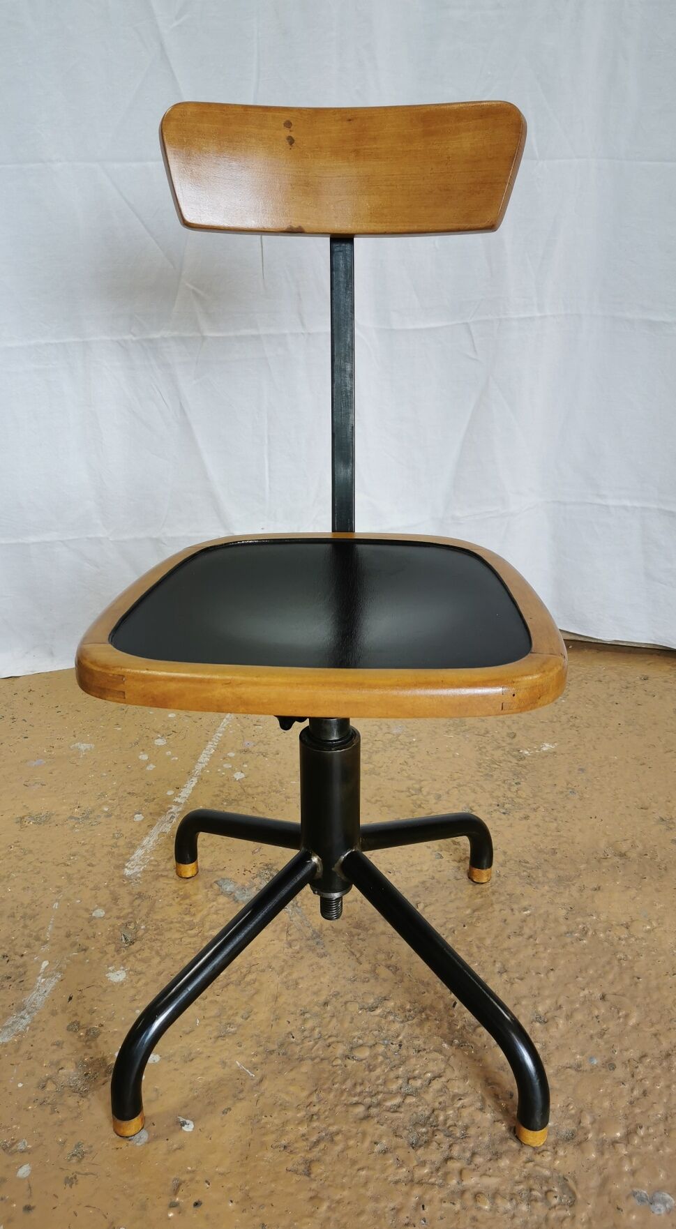 Workshop chair