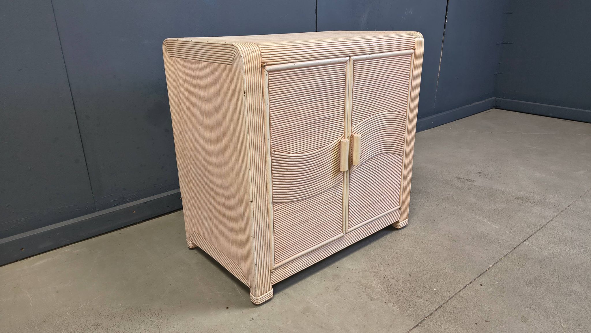 Cabinet en roseau vintage, années 1970